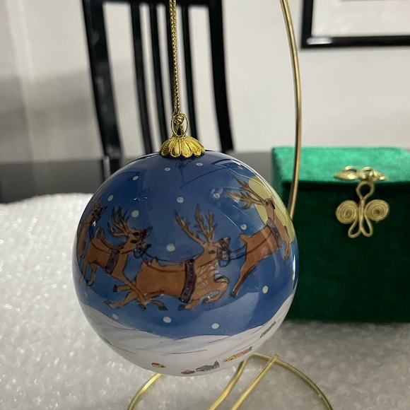 Pier 1 Holiday Li Bien Christmas Ornament Up On The Rooftop Santa